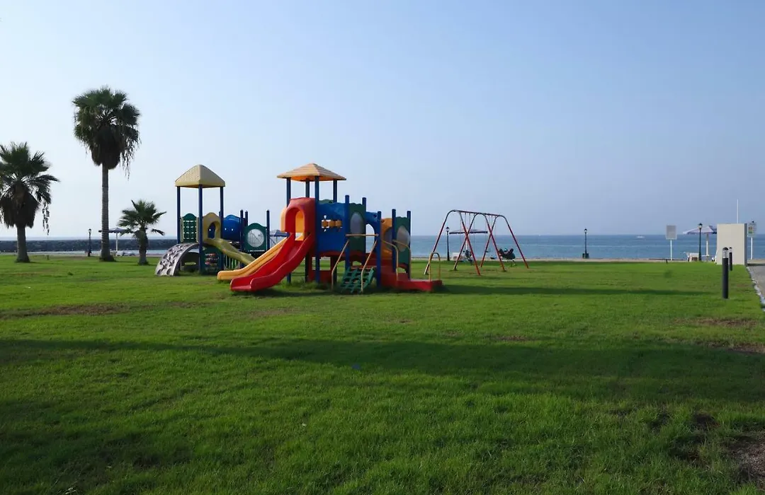 Capital O 224 Holiday Beach Resort-1