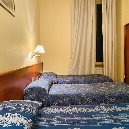 Hotel Ferrari-2