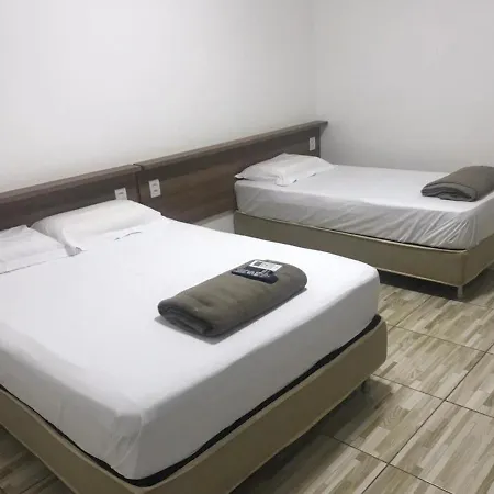 Hotel Hollywood-2