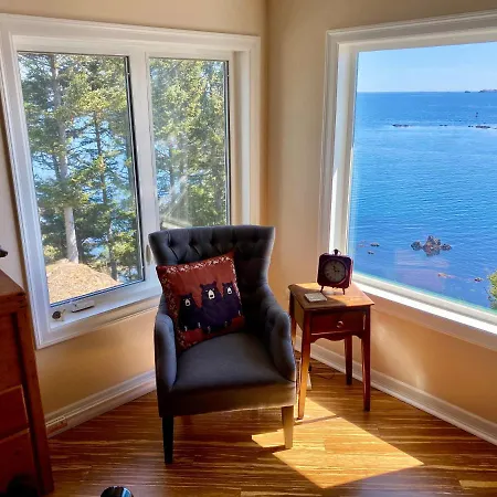 Goldilocks Bed & Breakfast-2