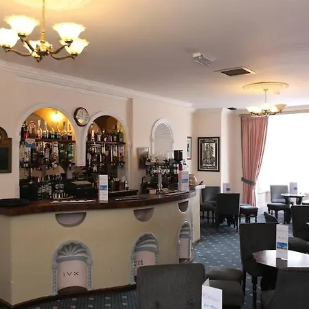 Runnymede Court Hotel-2