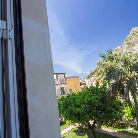 Villa Valverde Apartments E B&B-2