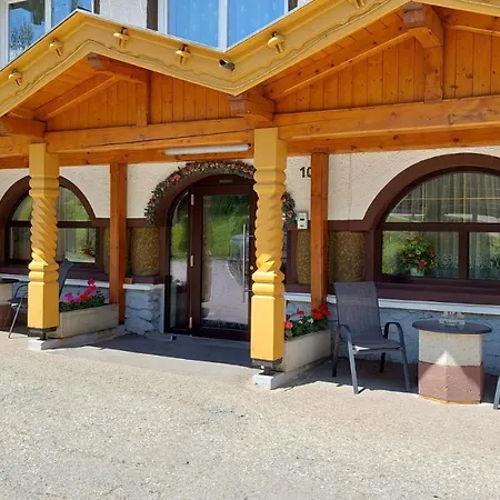 Hotel Pension Oswald-2