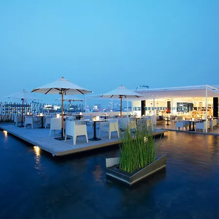 Centara Watergate Pavilion Hotel Bangkok-3