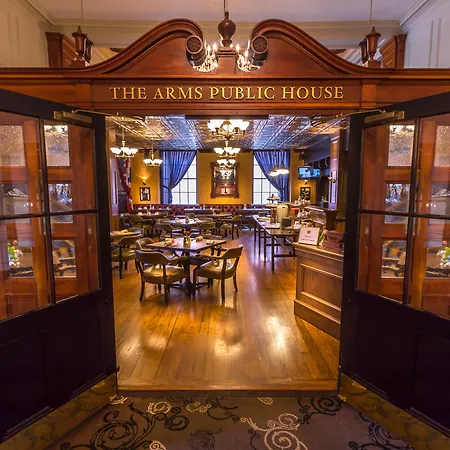 The Lord Nelson Hotel & Suites-2