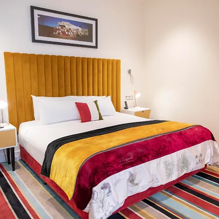 Hotel Debrett-2
