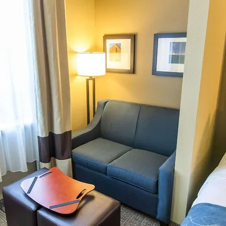 Comfort Suites Idabel-2