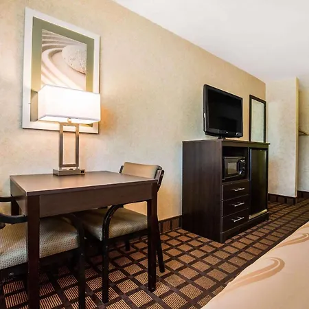 Quality Inn Monee I-57-3