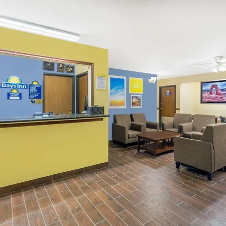 Days Inn By Wyndham Moab-3