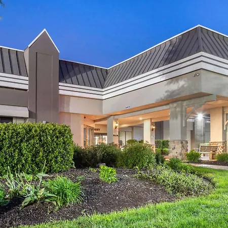 Clarion Hotel And Conference Center Harrisburg West-3