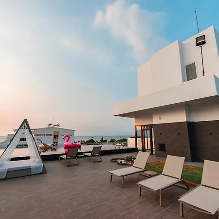 Blackwoods Hotel Pattaya - Sha Extra Plus-2