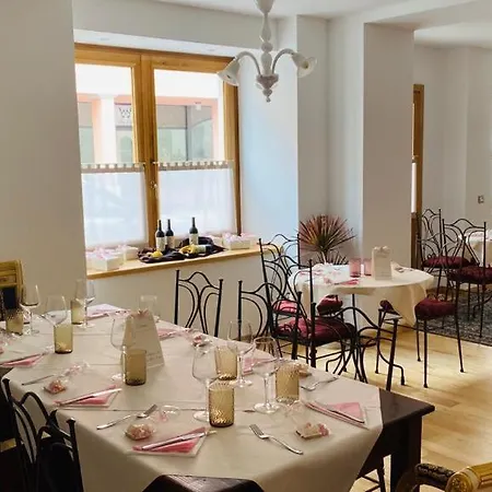 Hotel Italia-2