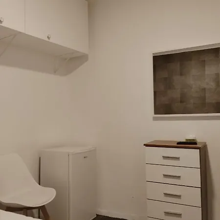 Habitación cerca centro de Madrid-3