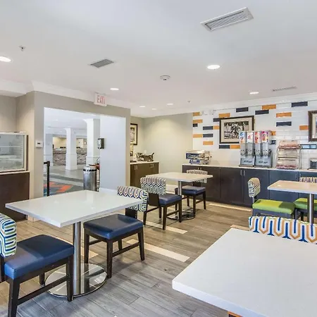 Mainstay Suites Columbus Near Fort Benning-3