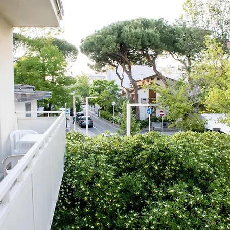 Hotel Astor Riccione-3