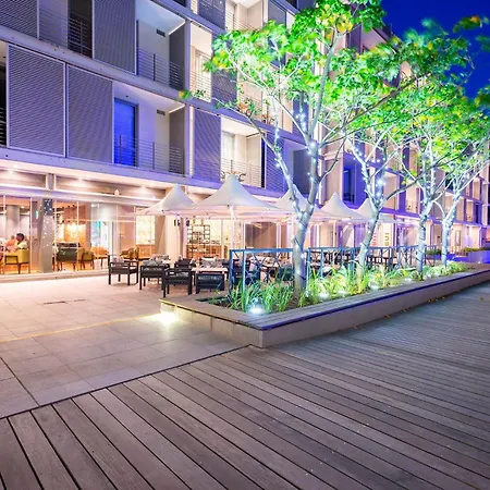 Aha Harbour Bridge Hotel & Suites-3