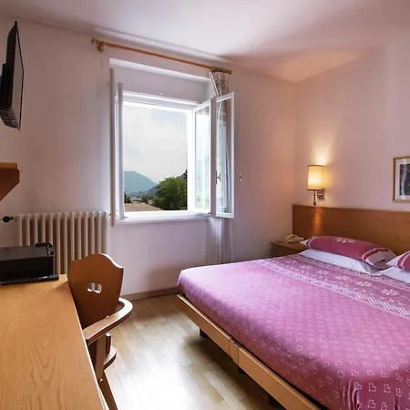 Hotel Pinzolo-Dolomiti-2
