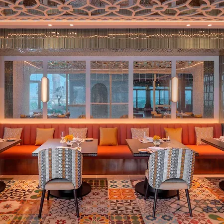 Avani Plus Palm View Dubai Hotel & Suites-3