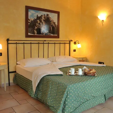 Hotel Villa Del Parco-2