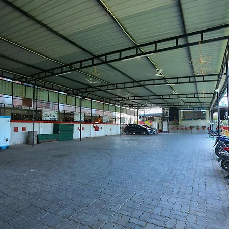 Hotel Bhairav Bagh -100 Mtr From Celebration Mall-2