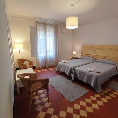 Hostal Dragonflybcn-2