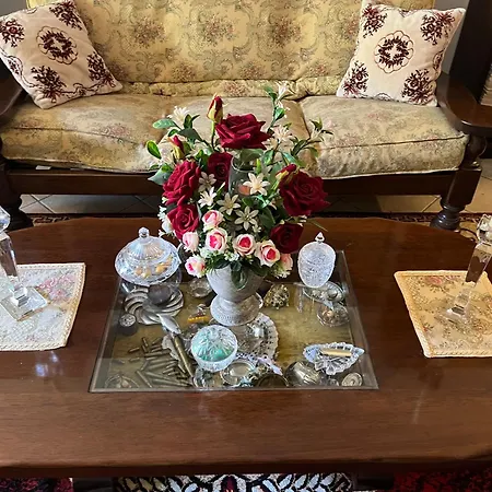 Grace'S House Bed And Breakfast-3