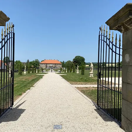 Schloss Hotel Colmdorf-2