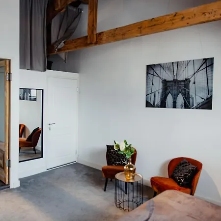 Yourbnb Suites Kerkstraat-3