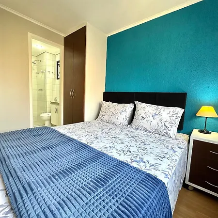 Flat Itaim Bibi reformado c ar condicionado UH2702-2