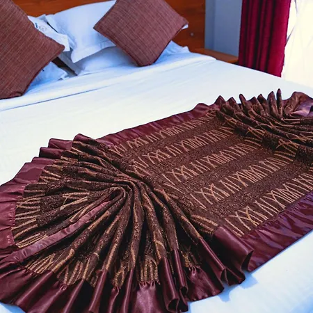 Golden Quest Hotel-2
