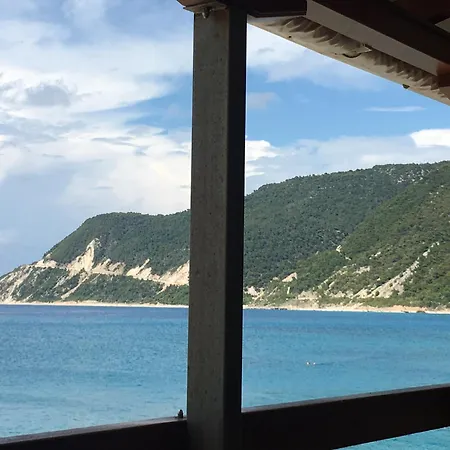 Hotel Agios Nikitas-2