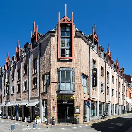 B&B Hotel Arras Centre Les Places-3