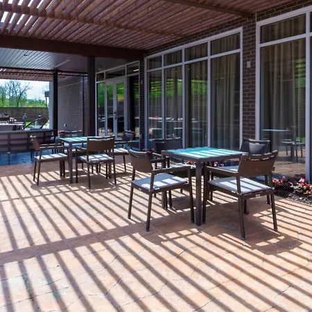 Courtyard By Marriott Indianapolis West-Speedway-2