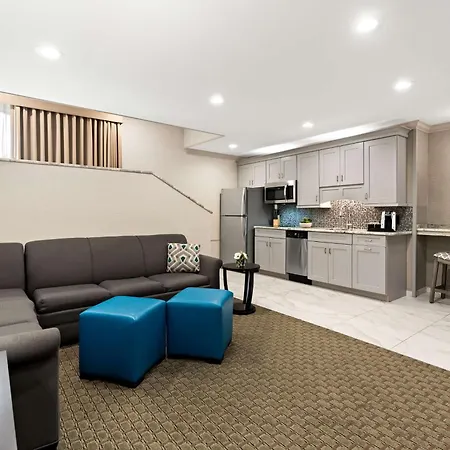 Best Western Plus Concordville Hotel-3