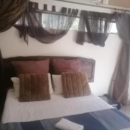 Two Summers Guesthouse-2