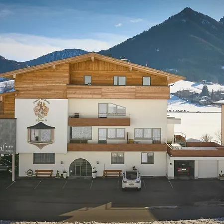Hotel Garni Tirol-3