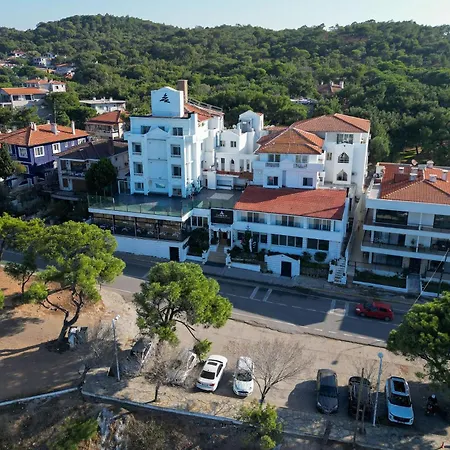 Camlik 87 Hotel Ayvalik-3