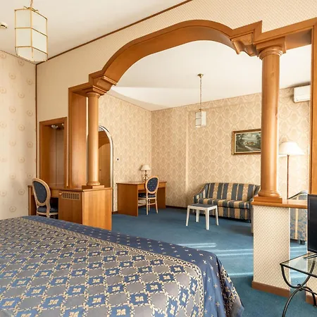 Hotel Grand Torino-2