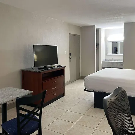Motel 6 Raleigh, Nc - Downtown South-2