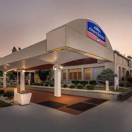 Howard Johnson By Wyndham Albany-2
