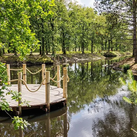 Hotel De Vossemeren by Center Parcs-3