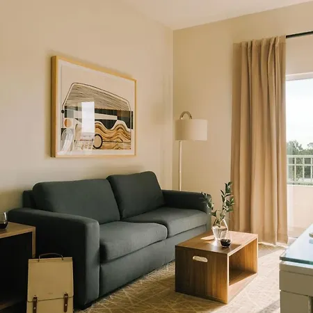 The Point Hotel & Suites-3