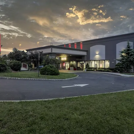Red Roof Inn Plus Woodbridge - Carteret-2