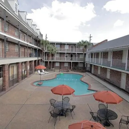 Ramada By Wyndham New Orleans Midcity-2