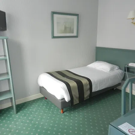 Hotel Du Pre-2