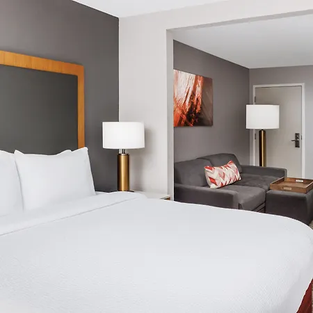 Springhill Suites Providence West Warwick-3