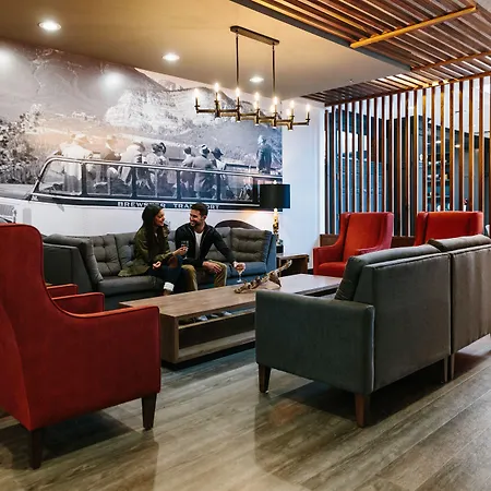 Elk + Avenue Hotel-3