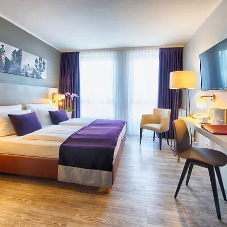 Leonardo Hotel Frankfurt City Center-3