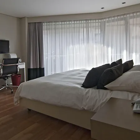 B-Aparthotel Montgomery-2