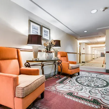 Ramada Plaza By Wyndham Atlanta Airport-2